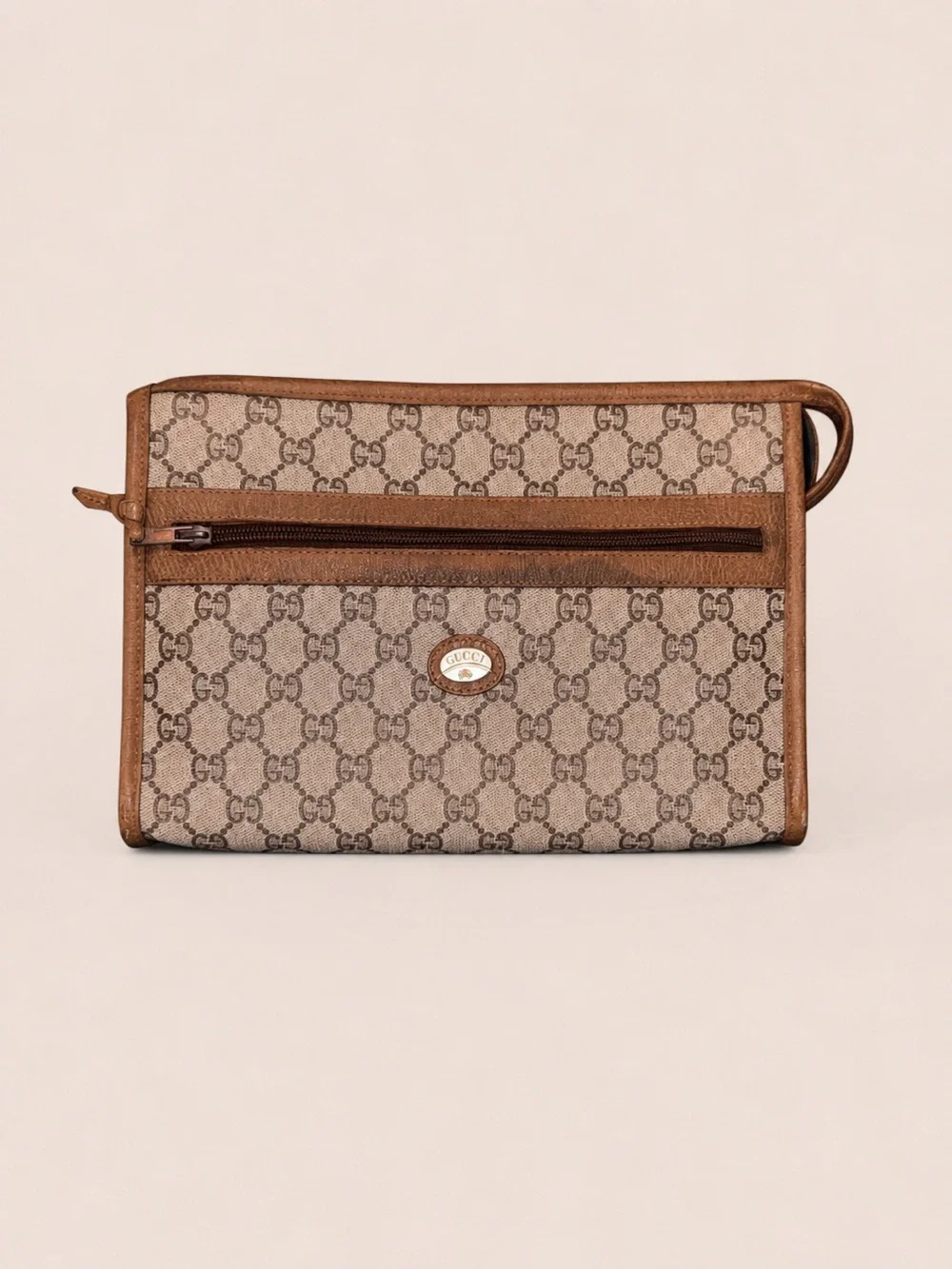 Gucci GG Plus Supreme Clutch